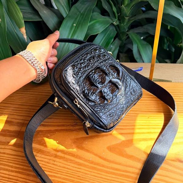 Túi Da Cá Sấu Gù Cao Cấp Cho Nam Túi đeo chéo nam da cá sấu gù thời trang