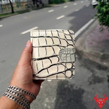 Ví Nữ Dáng Ngắn Da Bụng Cá Sấu Thái Màu Trắng Đen VRBA8