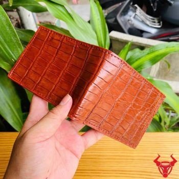 Ví Nam Mini Da Bụng Cá Sấu Màu Nâu Đỏ VFA8