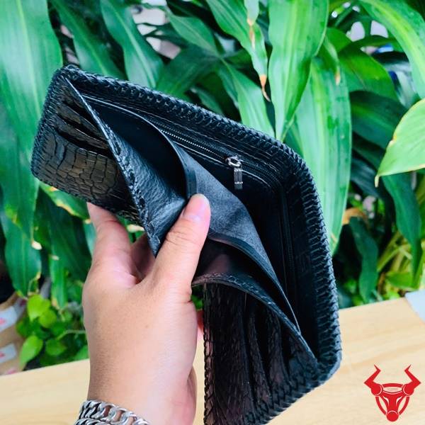 Ví da bụng cá sấu Thái Lan 2 mặt màu đen cao cấp, sang trọng, bền đẹp và thời trang.