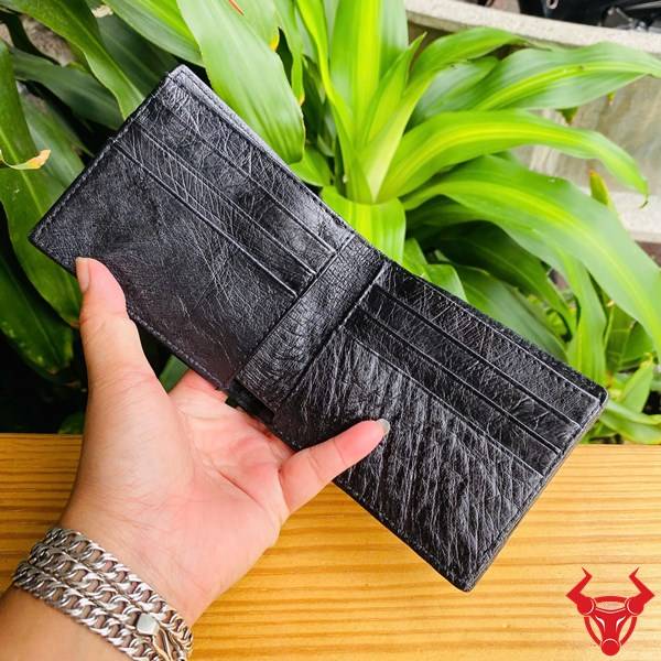Ví da bụng đà điểu 2 mặt màu đen sang trọng, bền đẹp và nổi bật phong cách cá nhân.