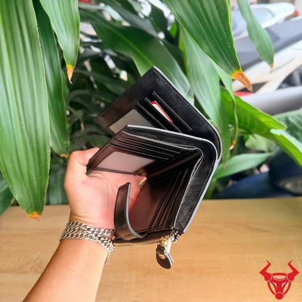 Ví nữ da bò thật cao cấp, nhỏ gọn, bền bỉ và thời trang.