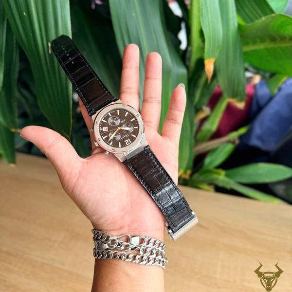 Dây đồng hồ Salvatore Ferragamo da cá sấu cao cấp, sang trọng và bền bỉ.