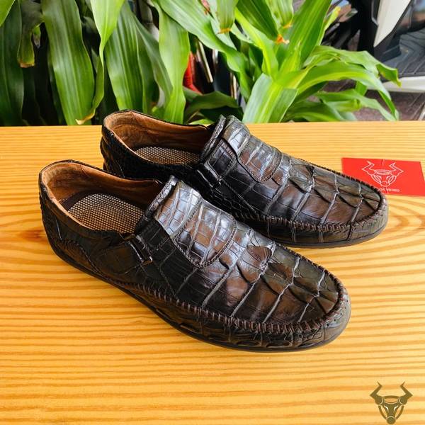 Giày lười cá sấu GCA2 đóng theo yêu cầu, chuẩn form và cao cấp.